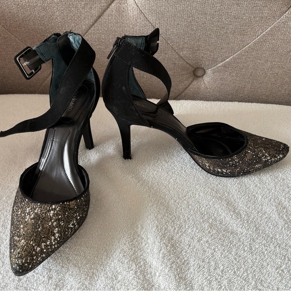 Style & Co. Black and Gold Textured Heels - Picture 1 of 4